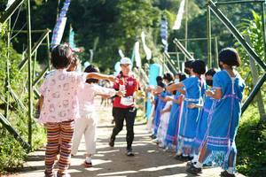 BIB: 
                            <button type="button" onclick="openModal(19052188)" class="btn btn-primary btn-sm float-right btn-popup" data-toggle="modal" data-target=".modal-high-quality">
                        <i class="fas fa-shopping-cart"></i> Add to Cart
                    </button>
                                            <button type="button" onclick="isThisMe(19052188, true)" class="btn btn-success btn-sm float-right btn-popup btn-isme hidden" data-toggle="tooltip" data-placement="bottom" title="นี่คือรูปของคุณใช่ไหม คลิกที่นี่เพื่อเอาเข้าอัลบั้ม">
                        <i class="fas fa-plus"></i> Add to album
                    </button>
                    <button type="button" onclick="isThisMe(19052188, false)" class="btn btn-warning btn-sm float-right btn-popup btn-isnotme hidden">
                        <i class="fas fa-ban"></i> Remove from album
                    </button>